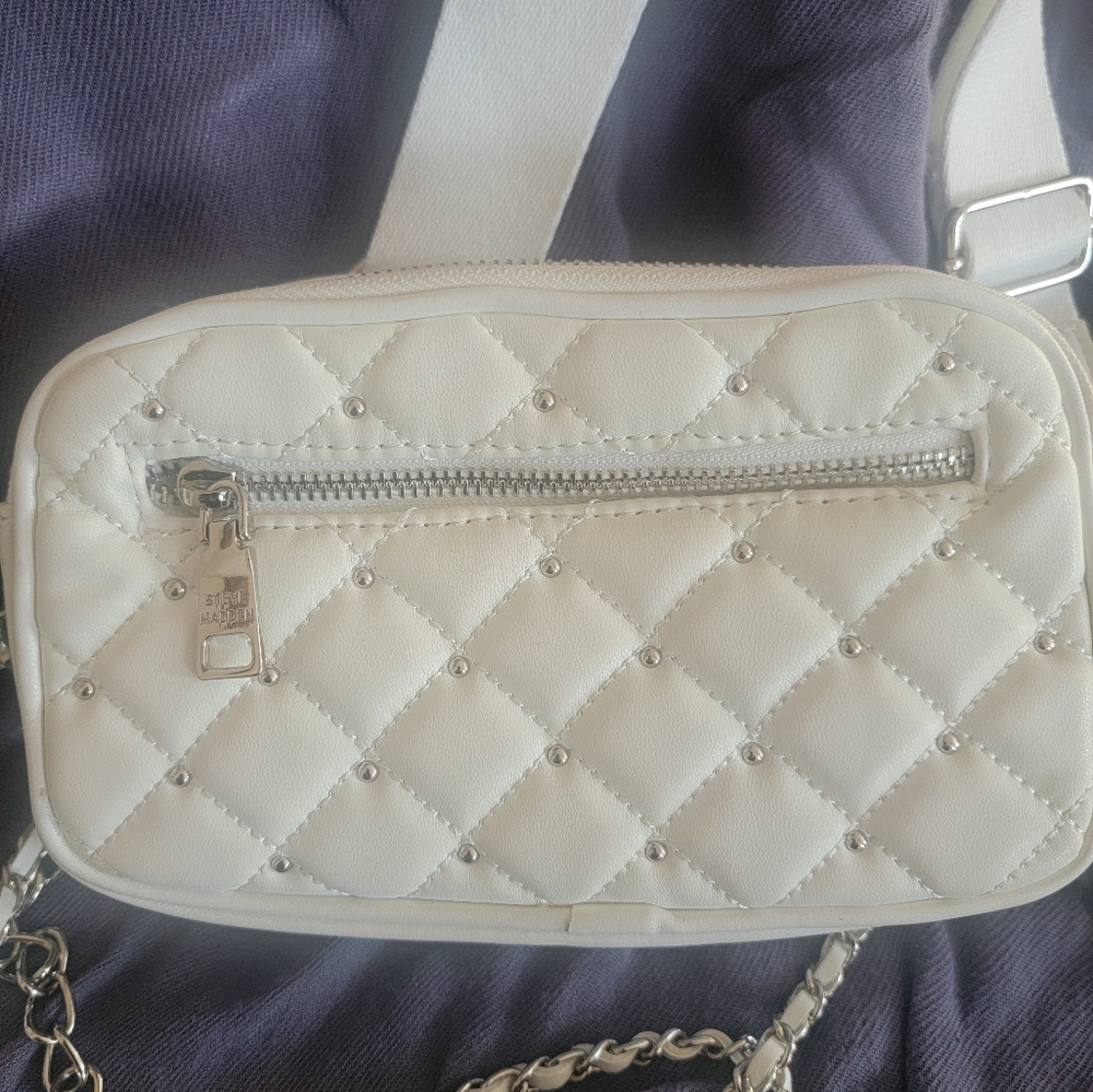 Steve Madden Quilted White Crossbody Bag - Picture 5 of 7